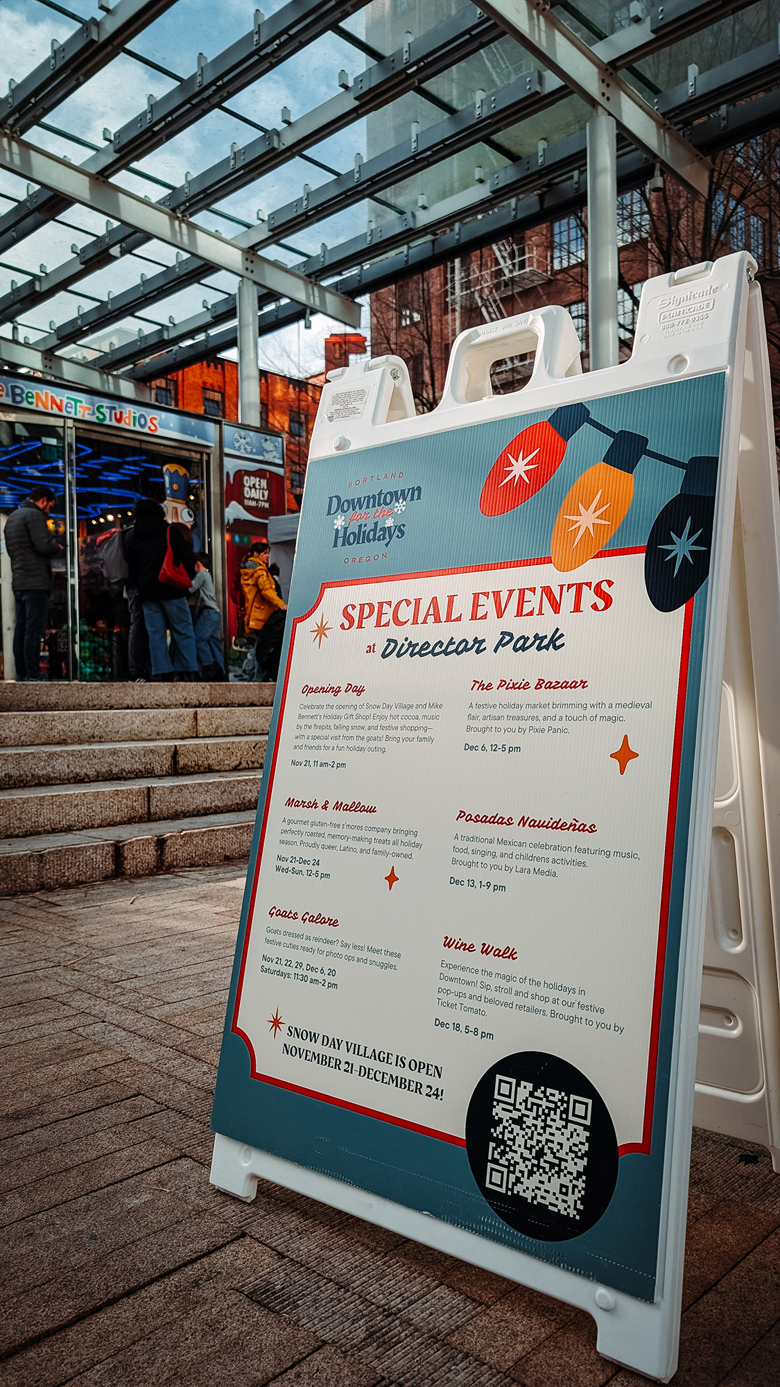 Downtown for the Holidays — photo 3